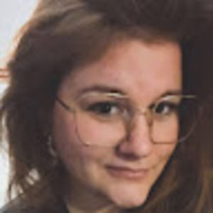 Meet your Posher, Julie